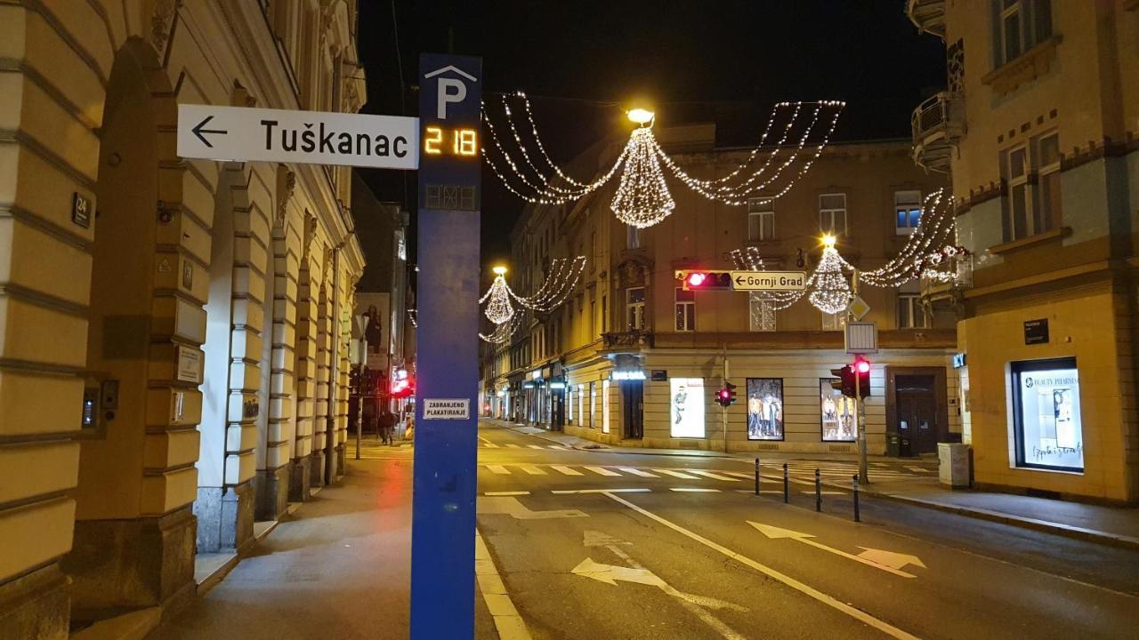 Art Deco Downtown Heritage Apartment Zagreb Luaran gambar